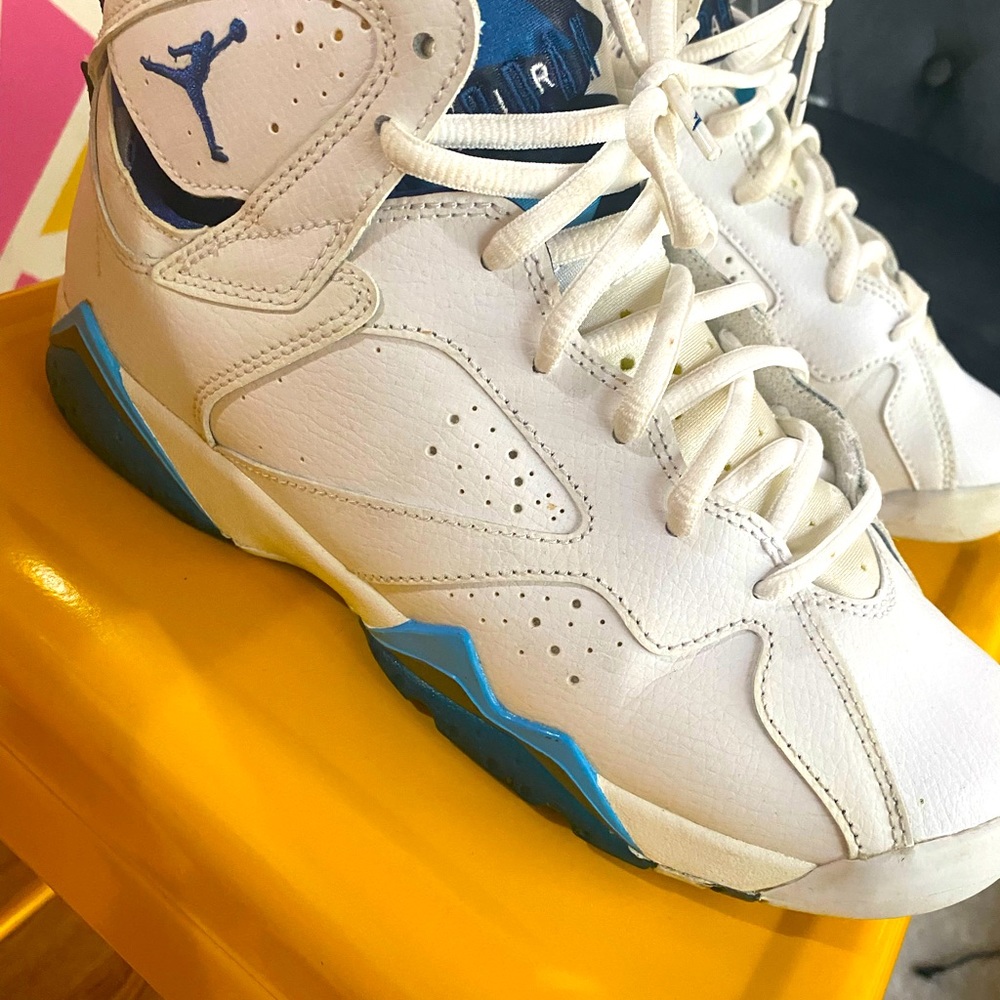 Jordan  Retro 7